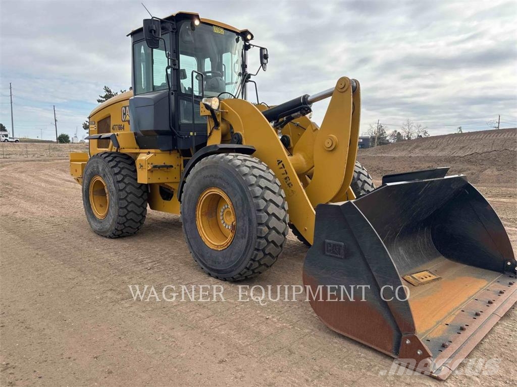 CAT 930M Kolesni nakladalci
