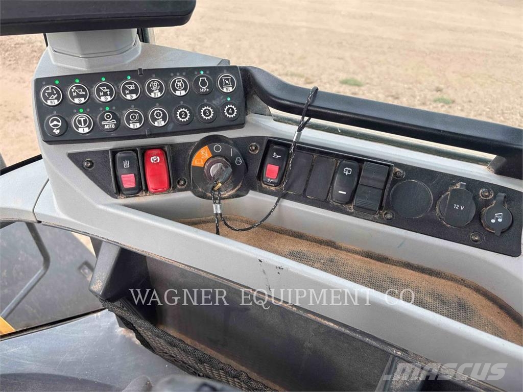 CAT 930M Kolesni nakladalci