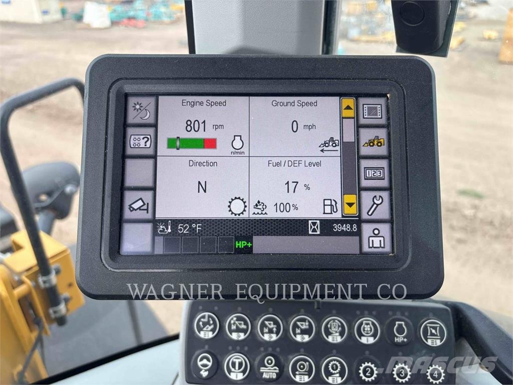 CAT 930M Kolesni nakladalci
