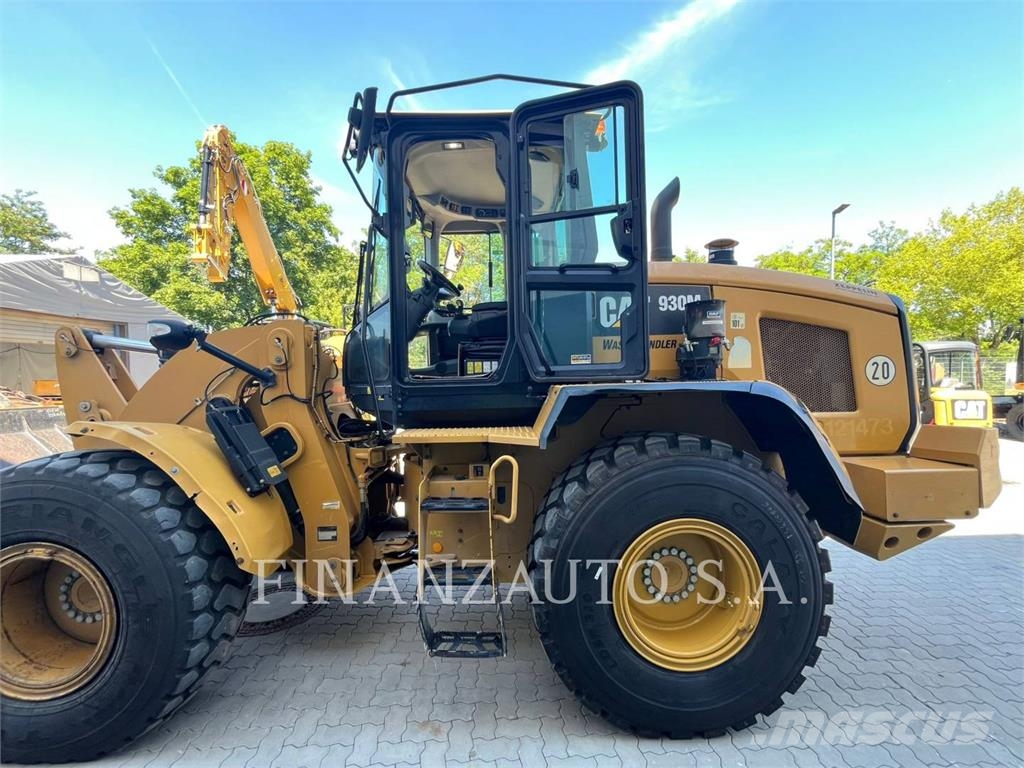 CAT 930M Wheel loaders