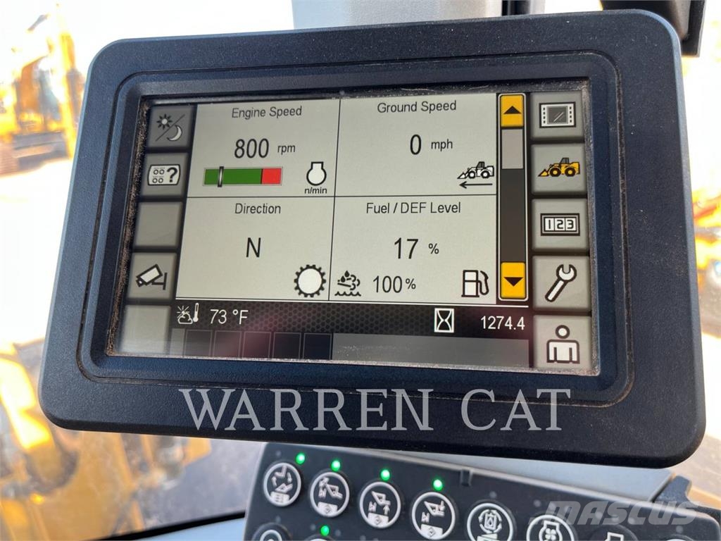 CAT 930M Kolesni nakladalci