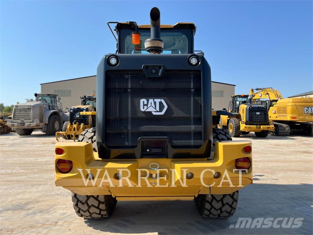 CAT 930M Wheel loaders