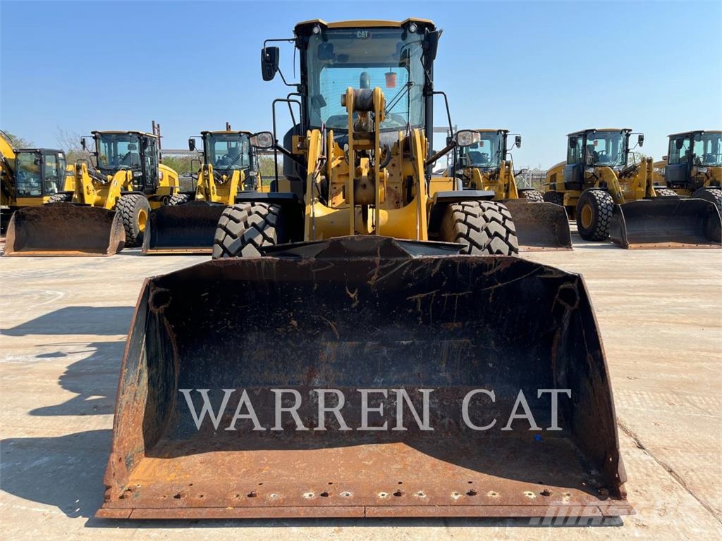 CAT 930M Wheel loaders