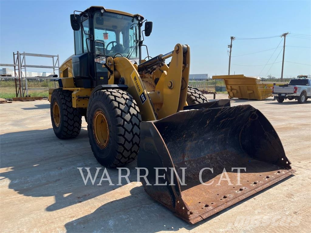 CAT 930M Wheel loaders