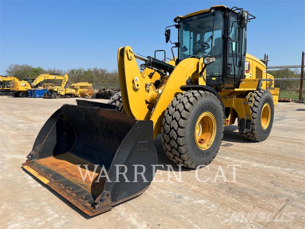 CAT 930M Wheel loaders