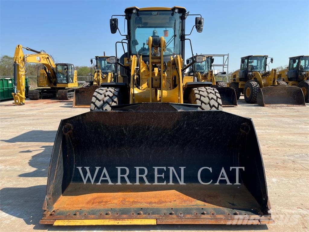 CAT 930M Wheel loaders