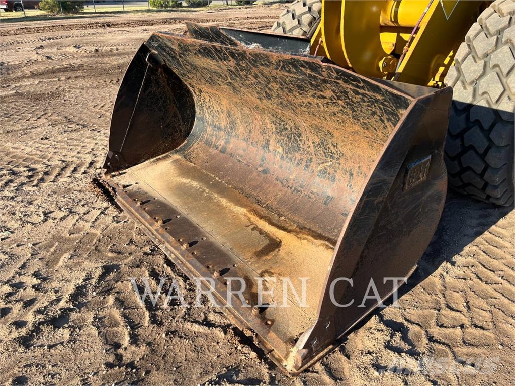 CAT 930M  휠로우더