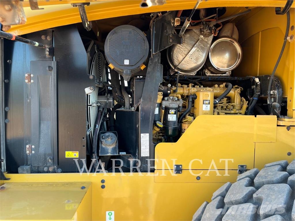 CAT 930M  휠로우더