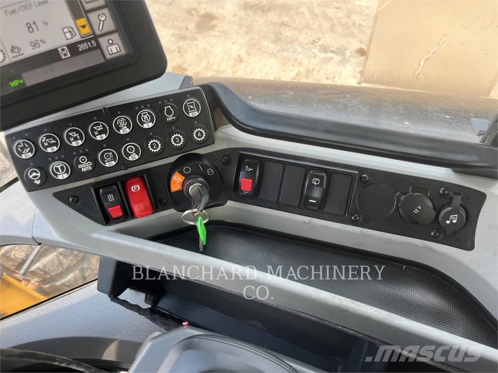 CAT 930M Wheel loaders