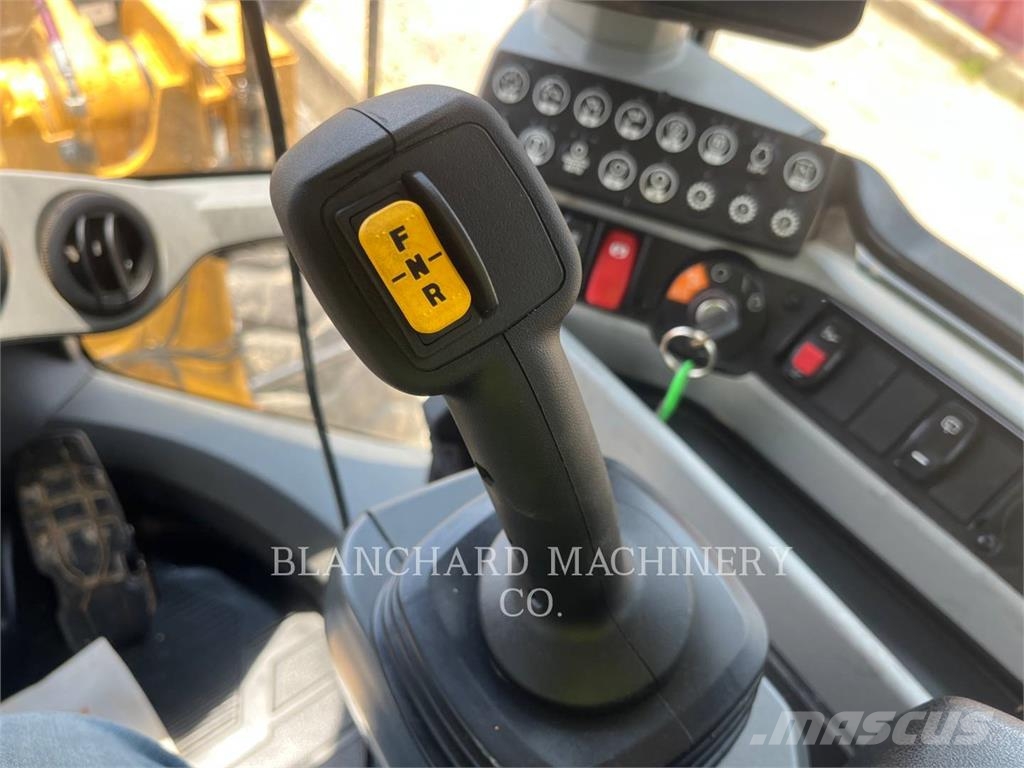 CAT 930M Wheel loaders