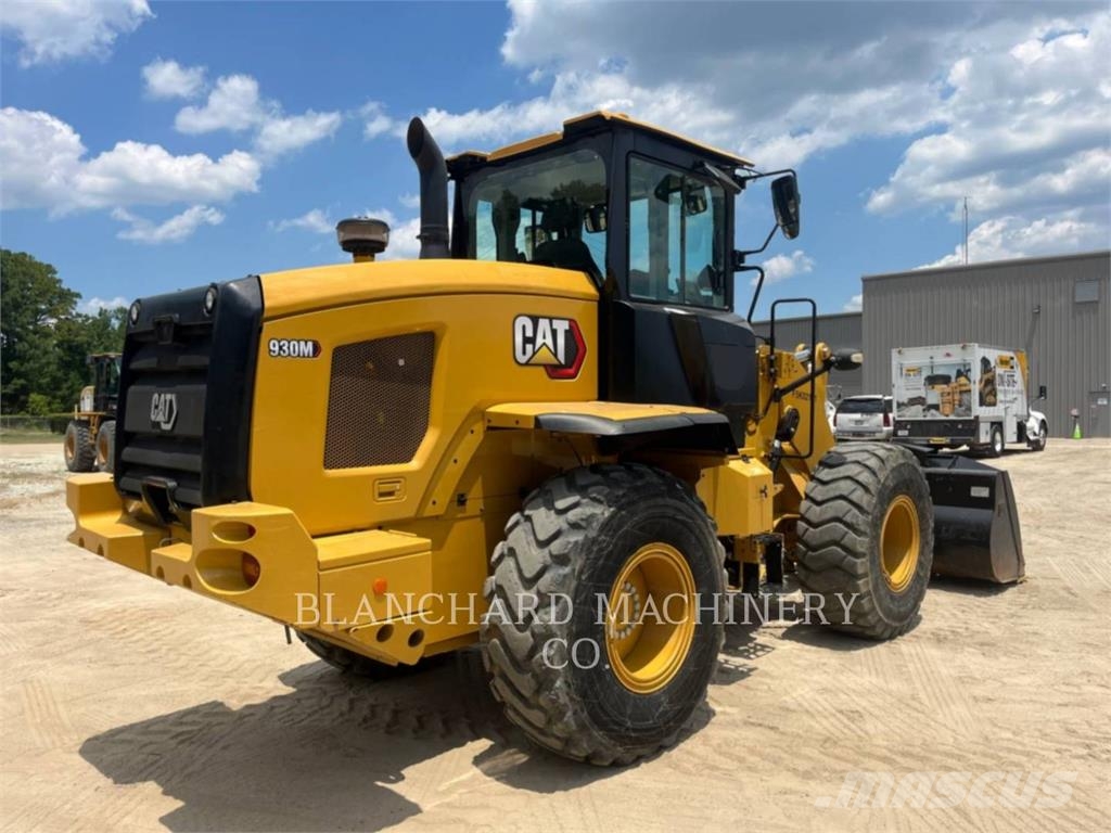 CAT 930M Wheel loaders