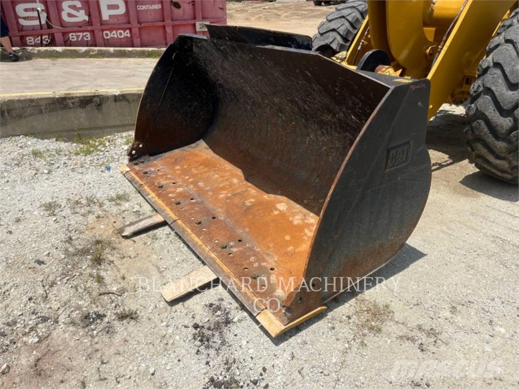 CAT 930M Wheel loaders