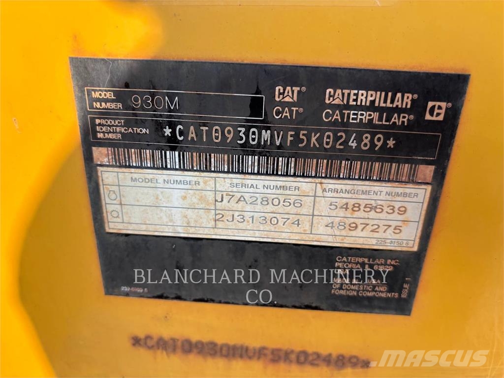 CAT 930M Колесни товарачи