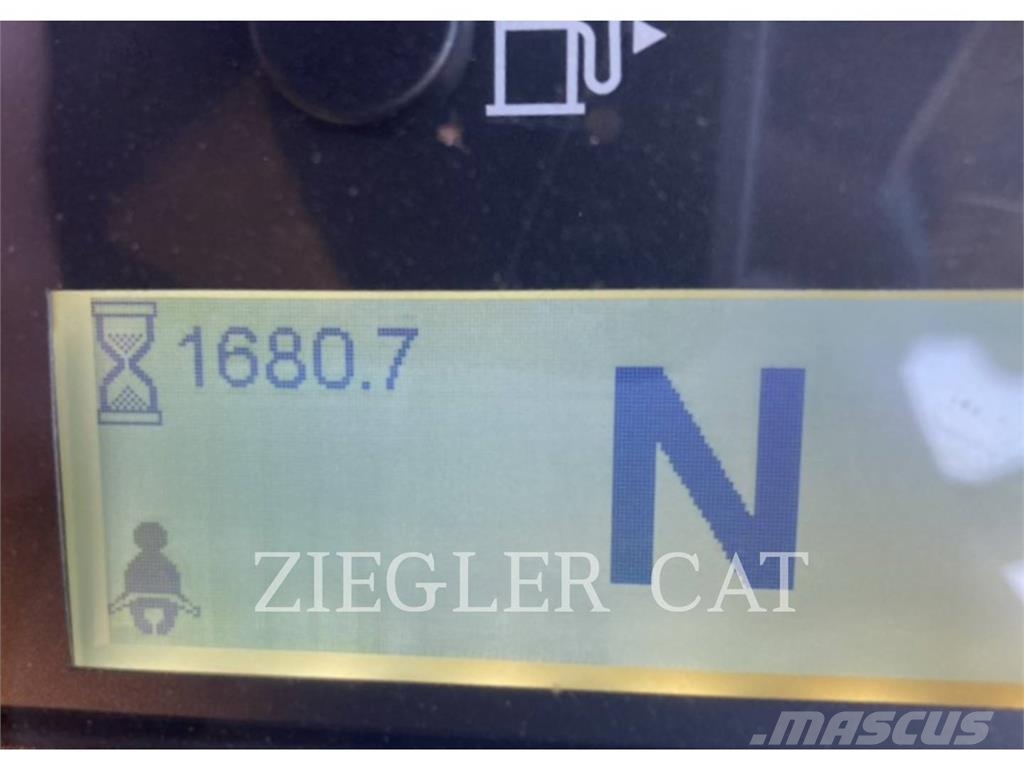 CAT 930M Læssemaskiner på hjul