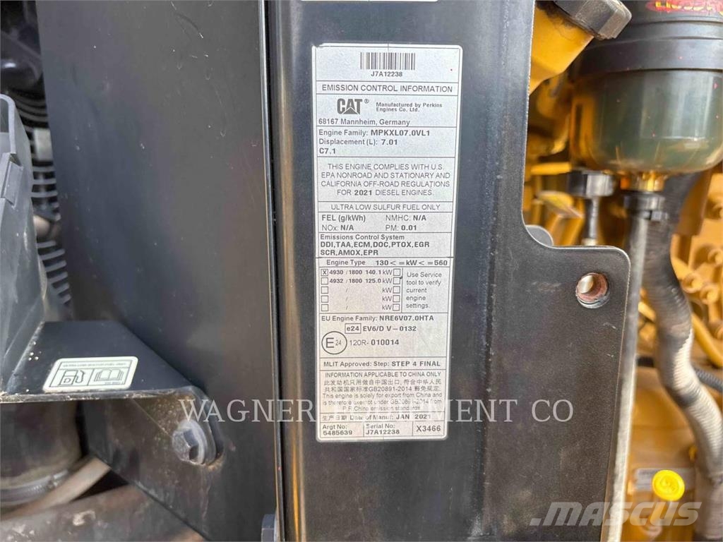 CAT 930M Kolesni nakladalci