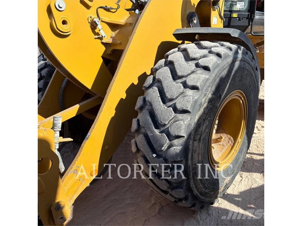CAT 930M Radlader