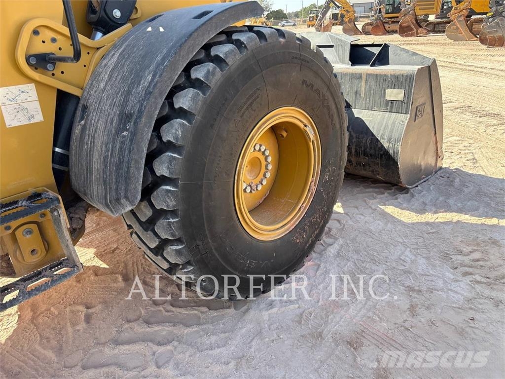 CAT 930M Radlader