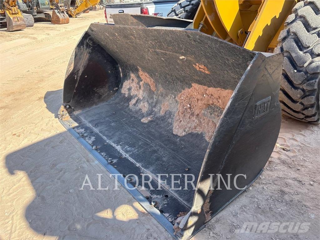 CAT 930M Radlader