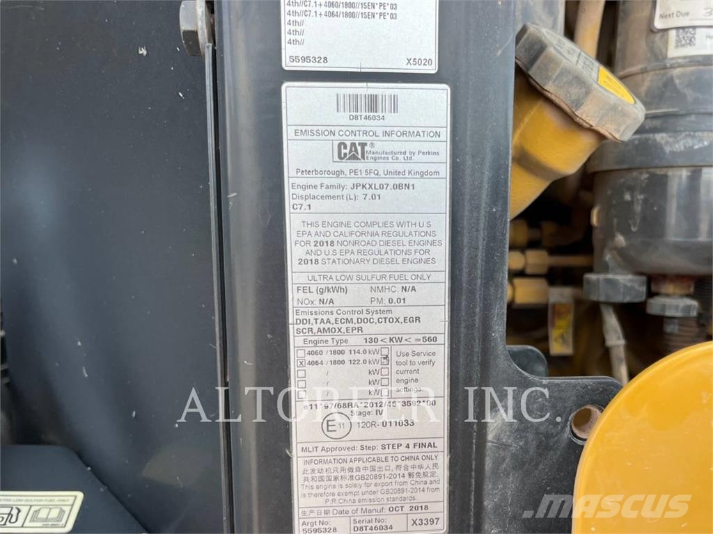 CAT 930M Kolesové nakladače
