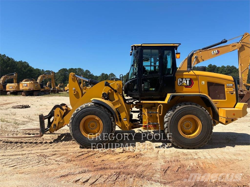 CAT 930M Chargeuse sur pneus