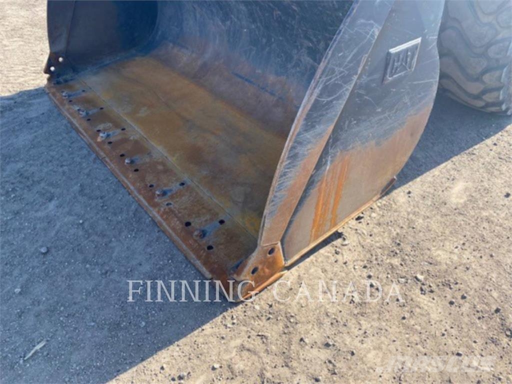 CAT 930M Chargeuse sur pneus