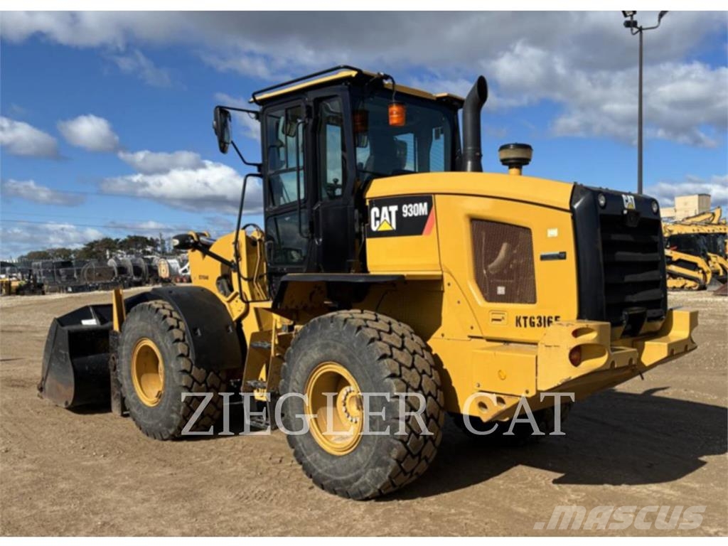 CAT 930M Utovarivači na točkove