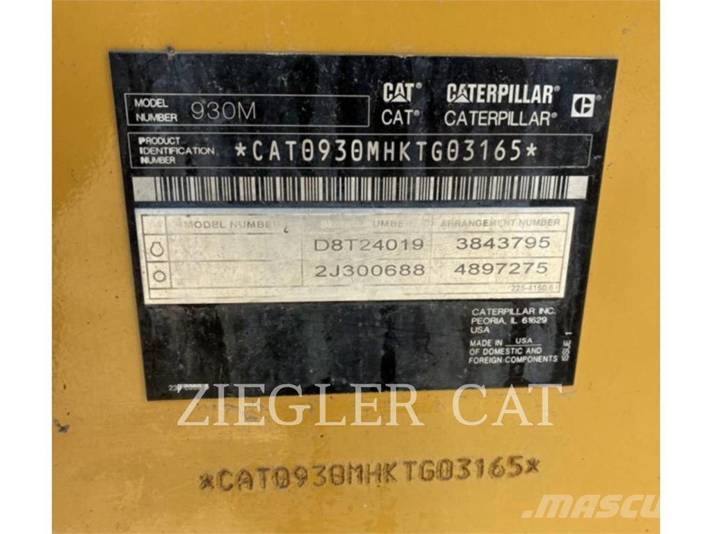 CAT 930M Utovarivači na točkove