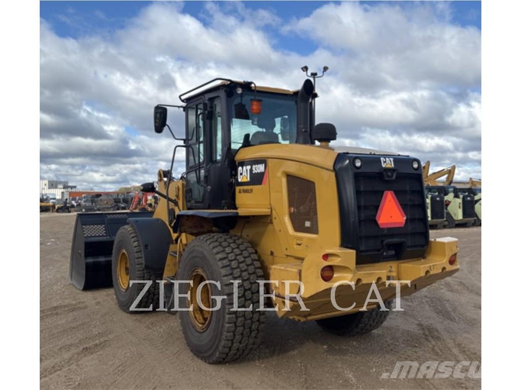 CAT 930M Utovarivači na točkove