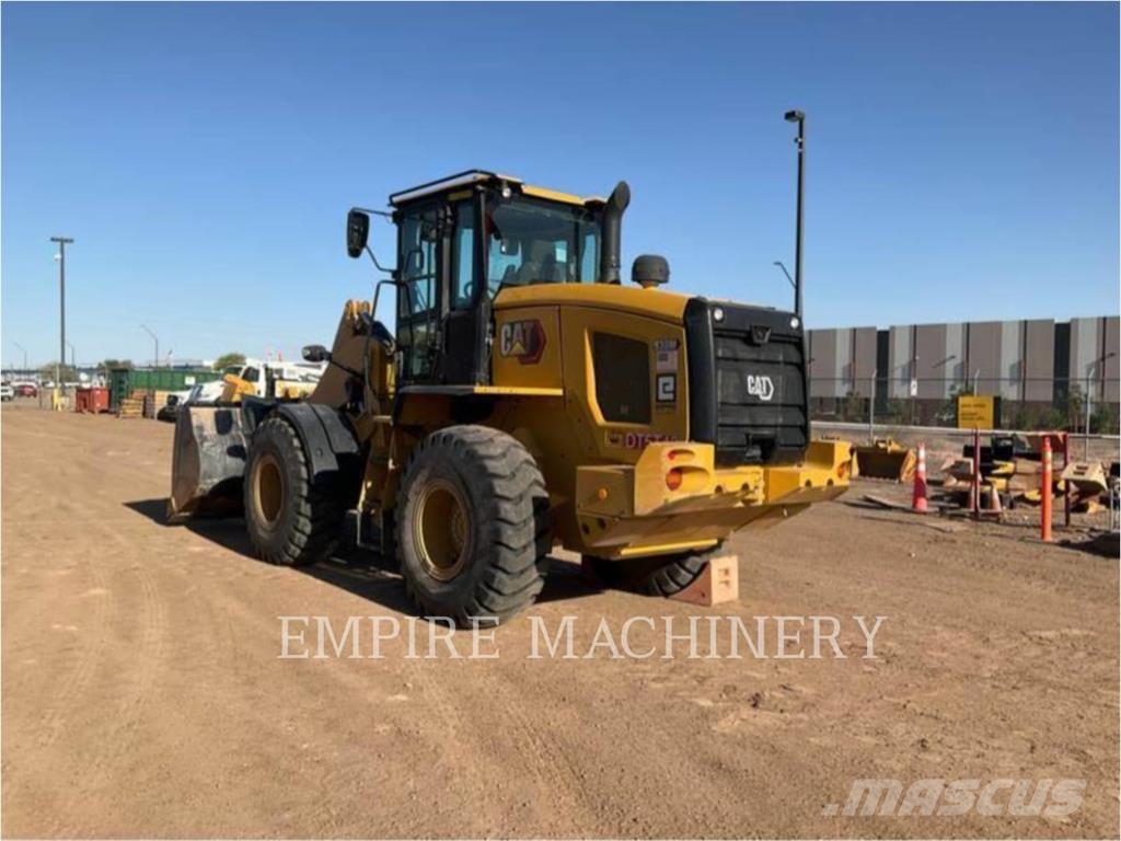 CAT 930M FC Kolesni nakladalci