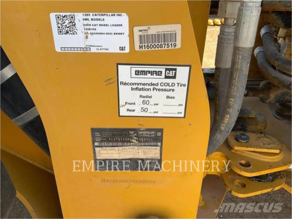 CAT 930M FC Kolesni nakladalci