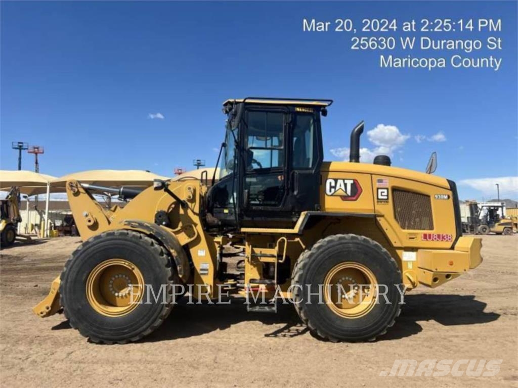 CAT 930M FC Kolesni nakladalci