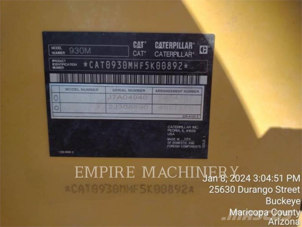 CAT 930M FC لوادر بعجل