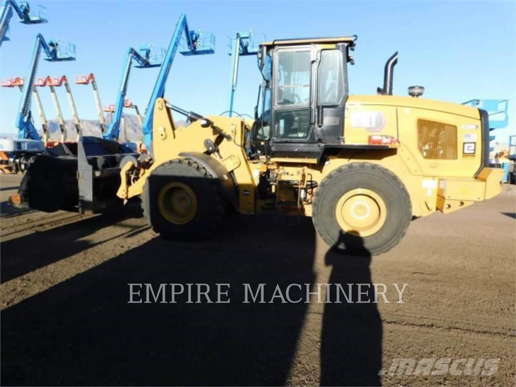 CAT 930M FC Iekrāvēji uz riteņiem