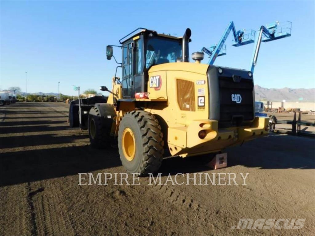CAT 930M FC Iekrāvēji uz riteņiem