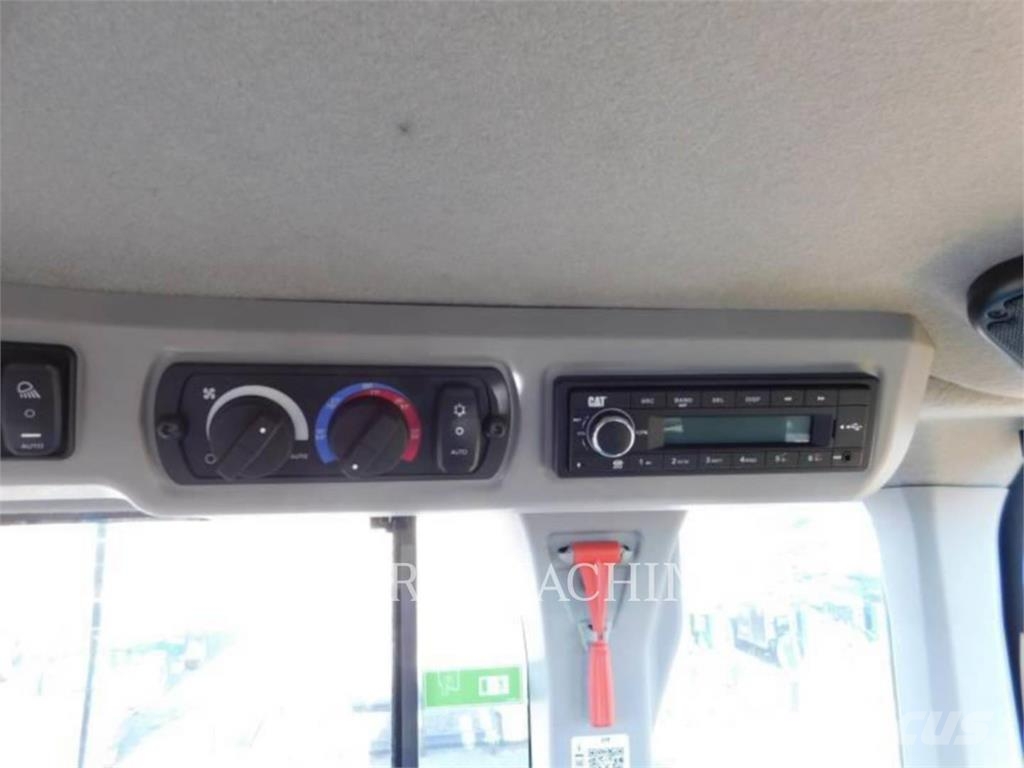 CAT 930M FC Iekrāvēji uz riteņiem