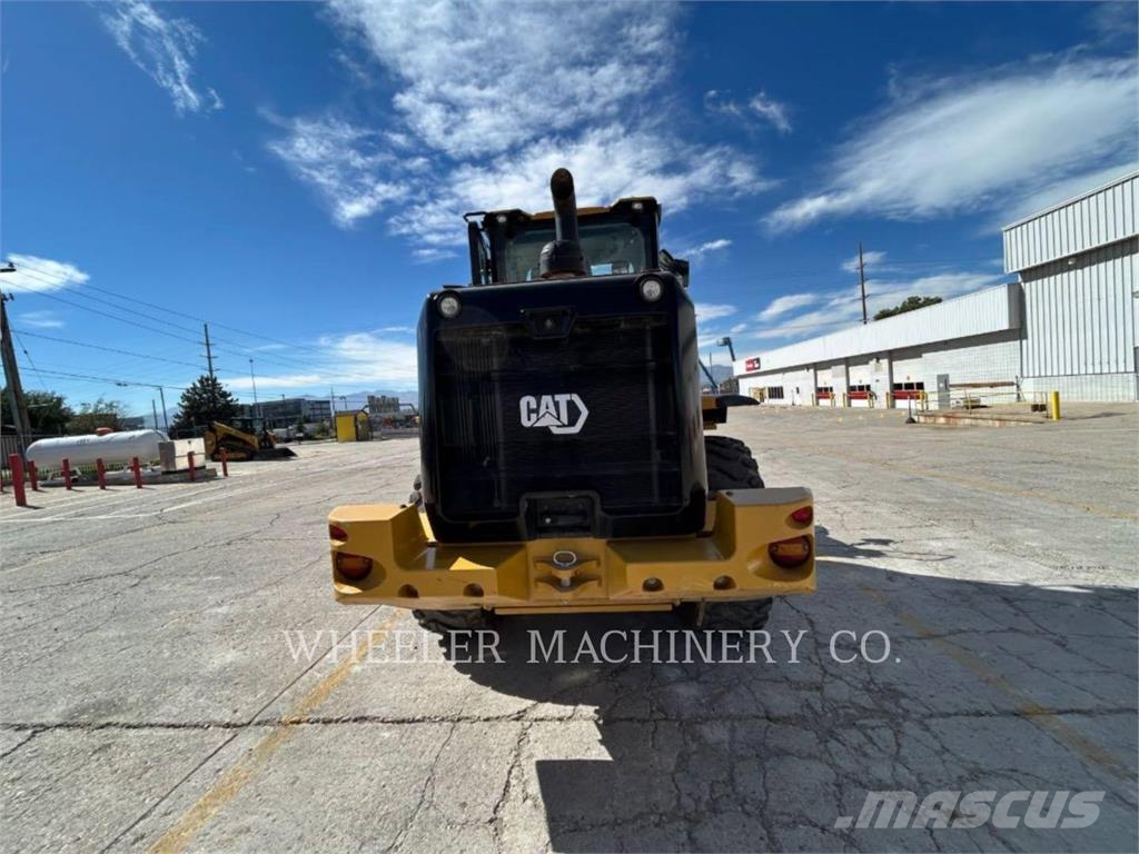 CAT 930M QC 3V Wielladers