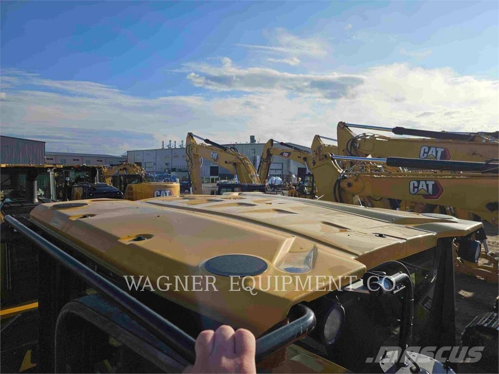 CAT 938 Kolesové nakladače