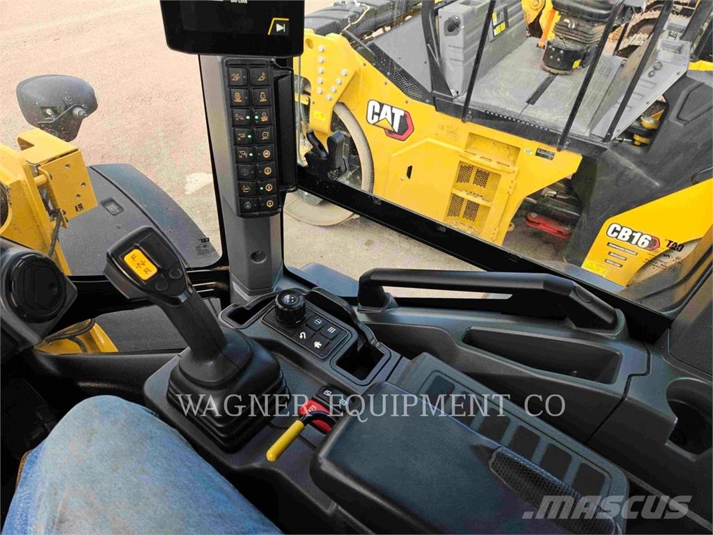 CAT 938 휠로우더