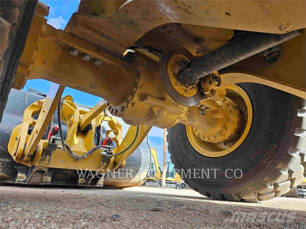 CAT 938 휠로우더