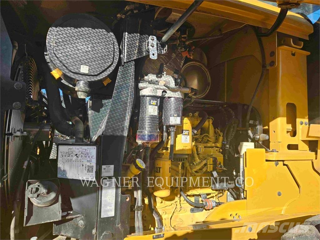 CAT 938  휠로우더