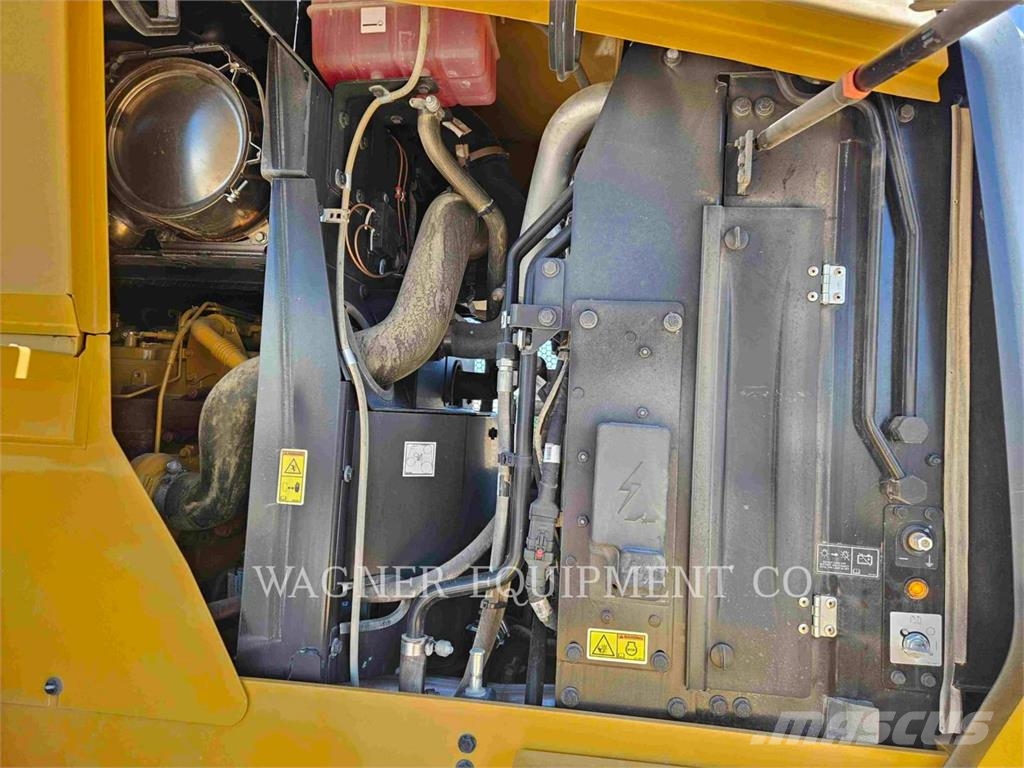 CAT 938  휠로우더