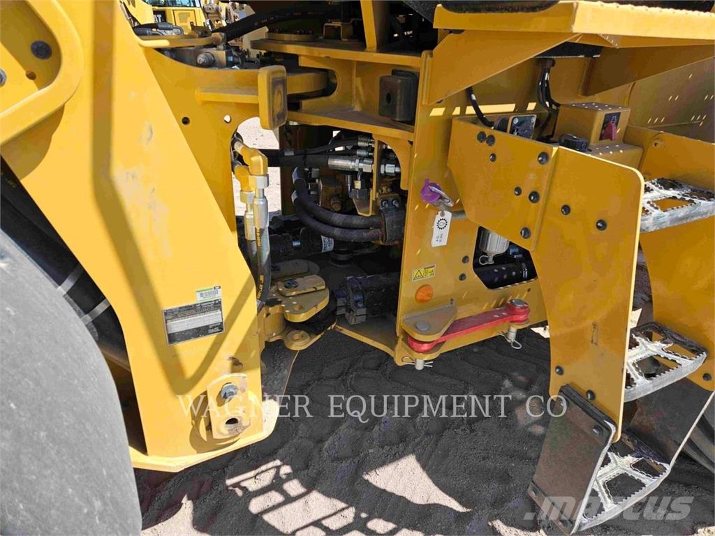 CAT 938 Wheel loaders
