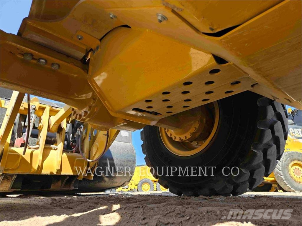 CAT 938 Wheel loaders