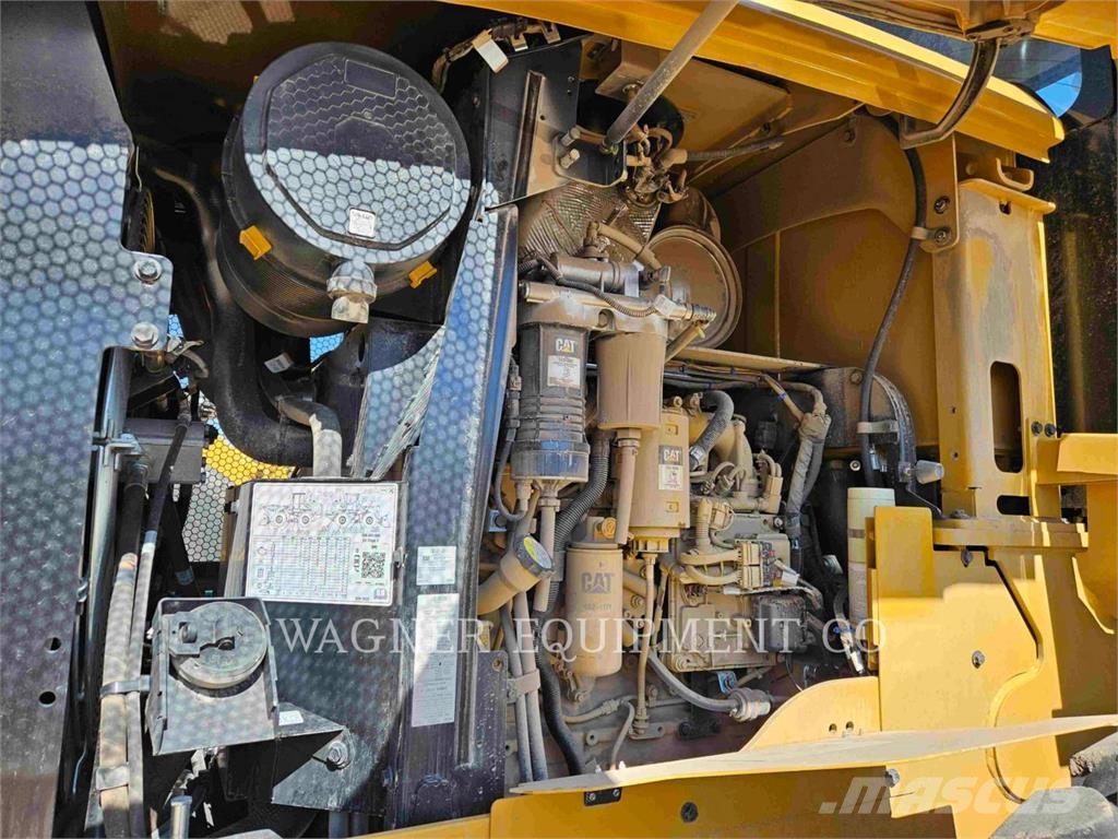 CAT 938 Wheel loaders