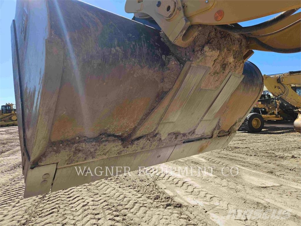 CAT 938 Wheel loaders