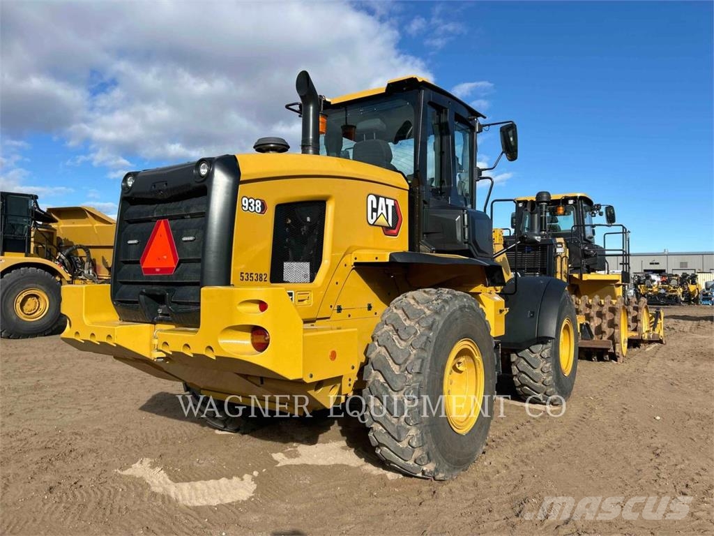 CAT 938 휠로우더
