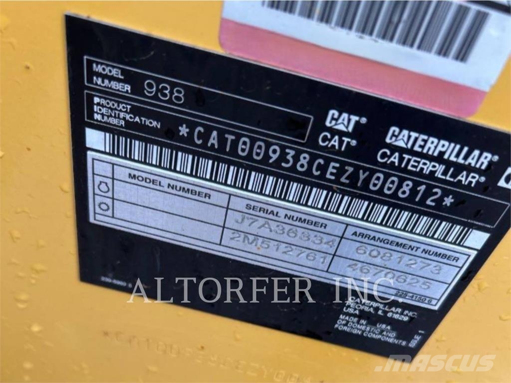 CAT 938-14 Rataslaadurid