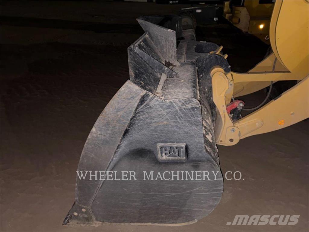 CAT 938 QC Naudoti ratiniai krautuvai