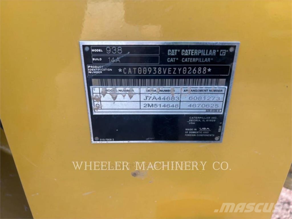 CAT 938 QC Gumikerekes homlokrakodók