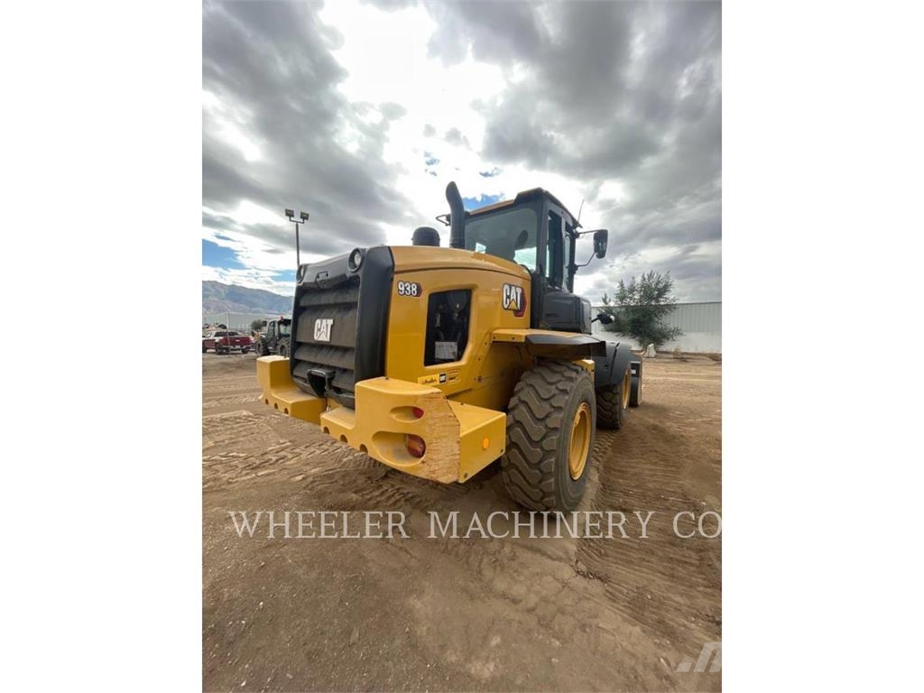 CAT 938 QC Gumikerekes homlokrakodók
